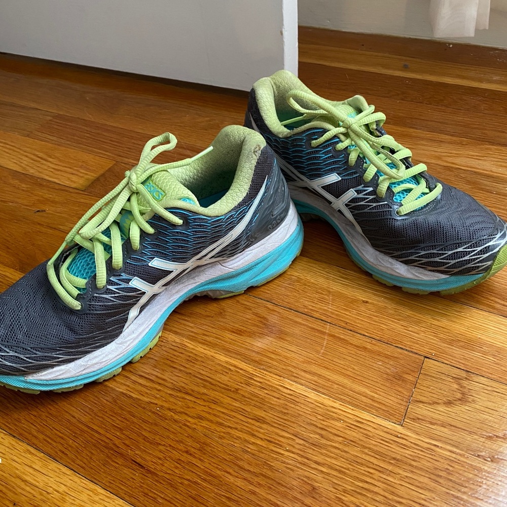 Asics Womens Gel Nimbus 18 Running Sneakers T650N